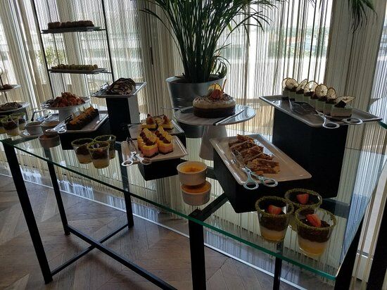 Skyfire Bar & Restaurant