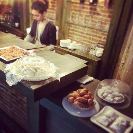 Social Cafe Gallery Rhea's Squirrels