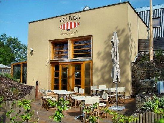 Tetu Brissy Restaurant