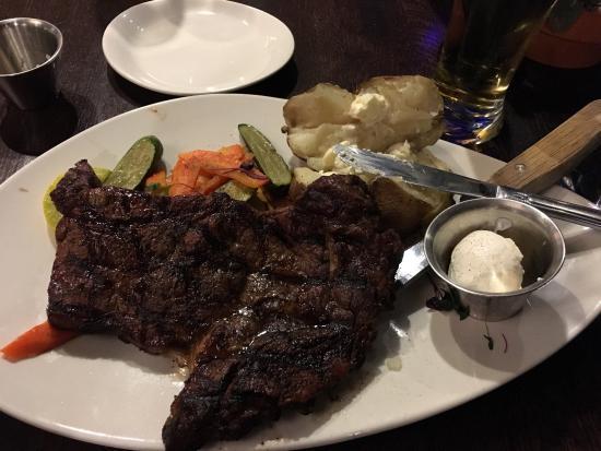 Crowne Plaza Phoenix Airport