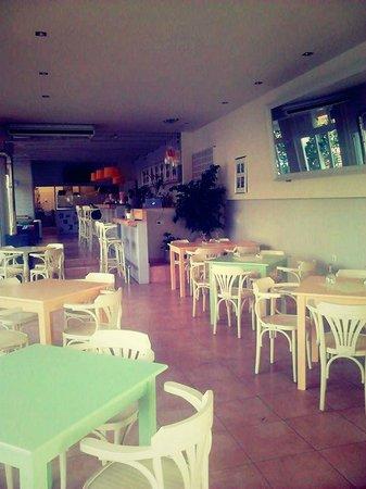 Paparazzi Restaurant-Cafe