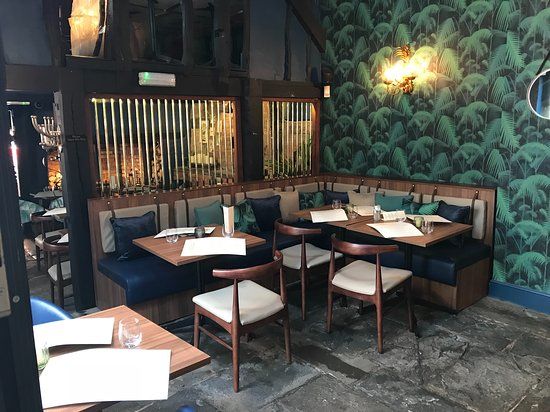 Loxley's Restaurant & Wine Bar