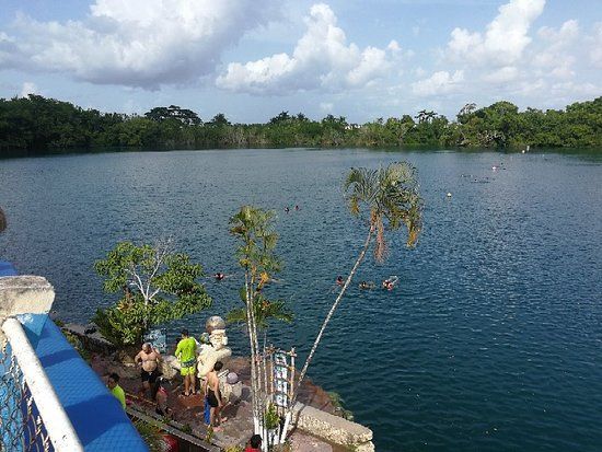 Cenote Azul
