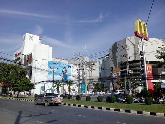 Diana Shopping Complex