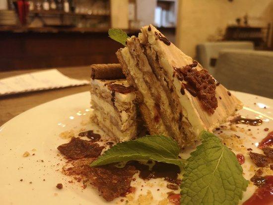 Gastronom Eatery House