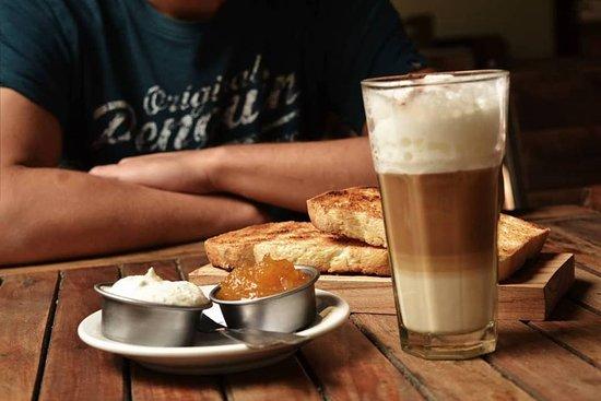Cafe de la Plaza