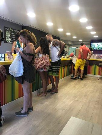 Acai Concept Swiss Store Ouchy