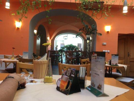 Restaurace Golias