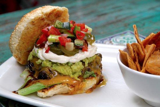 El Mariachi Mexican Restaurant & Cocktail Bar