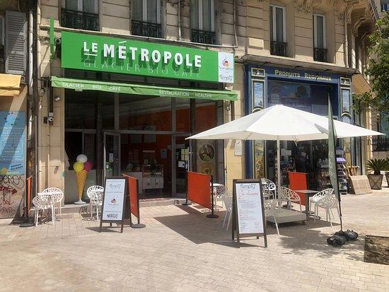 Le METROPOLE