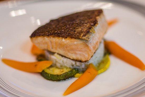 201 Seafood Restaurant and Tapas Lounge