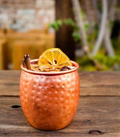 Jardin Alquimia Art & Cocktails