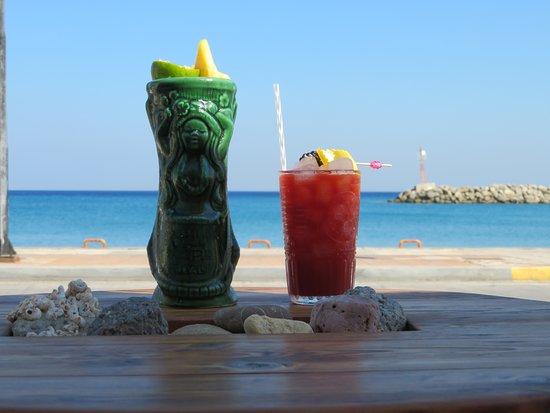 Atheneon Bar