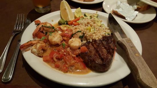 Capurro's Restaurant and Bar