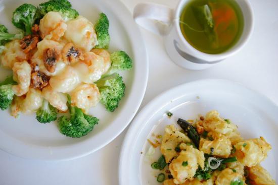 Hoy's Wok Restaurant