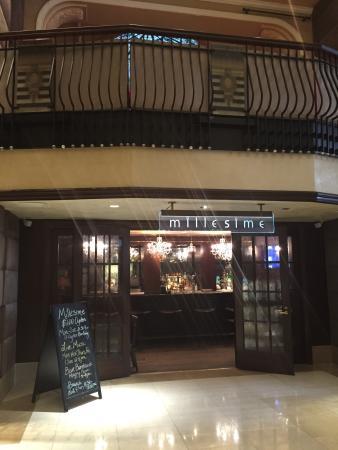 Lobby Bar at Carlton Hotel