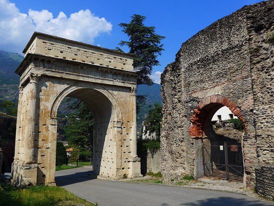 Arc d'Auguste