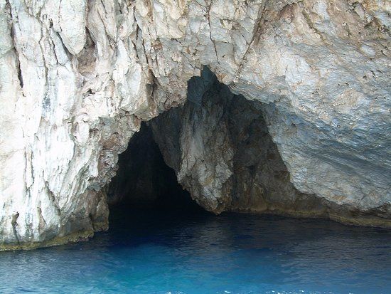 Georgitsi's Cave