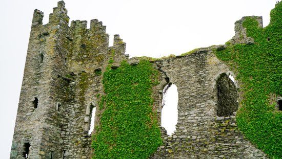Ballycarbery Castle