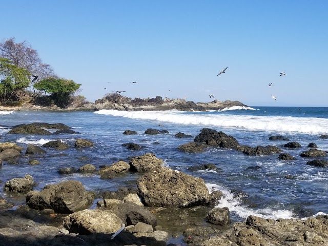 Playa piedra colorada