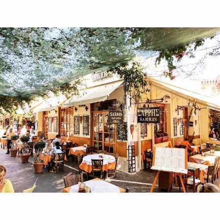 Tavern Sarris