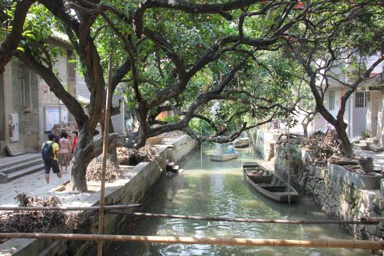 Xiaozhou Village