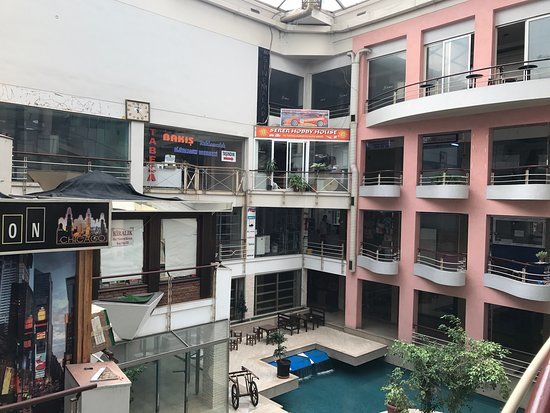 Kemer Plaza Alisveris Merkezi