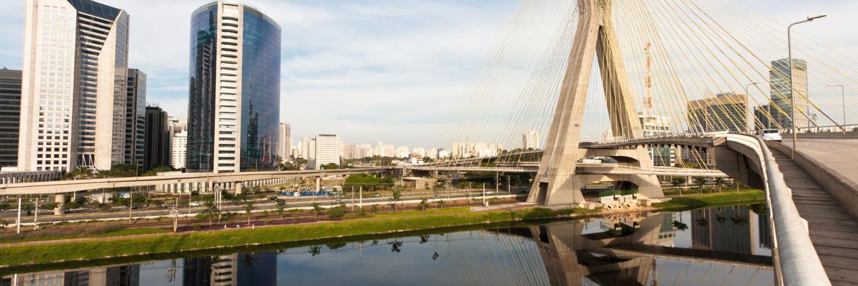 Puente Octávio Frias de Oliveira