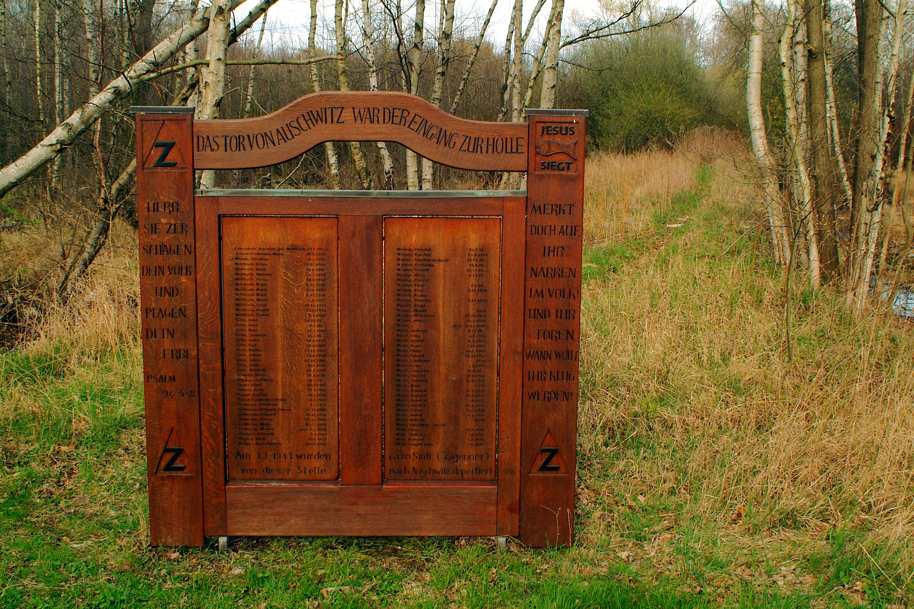 Mahnmal für die Sinti im Altwarmbüchener Moor