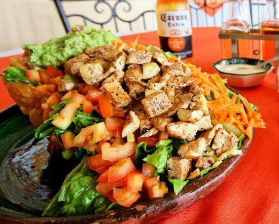 Yves' Restaurant Bar