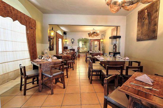 El Solar Cafe Bistro