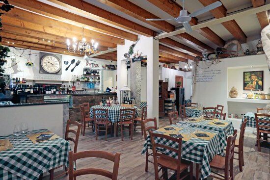 Al Petes Vino e Cibo in Cittavecchia