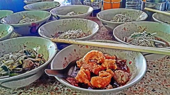 Kuay Teaw Rue Pa Lek